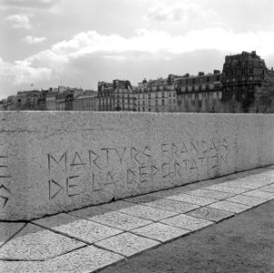 Mémorial des Martyrs de la Déporation op het Île de la Cité, Bestanddeelnr 254-0537