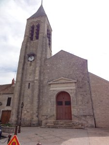 Méréville (Essonne) Église, façade