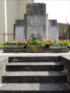 Méhoncourt (M-et-M) monument aux morts