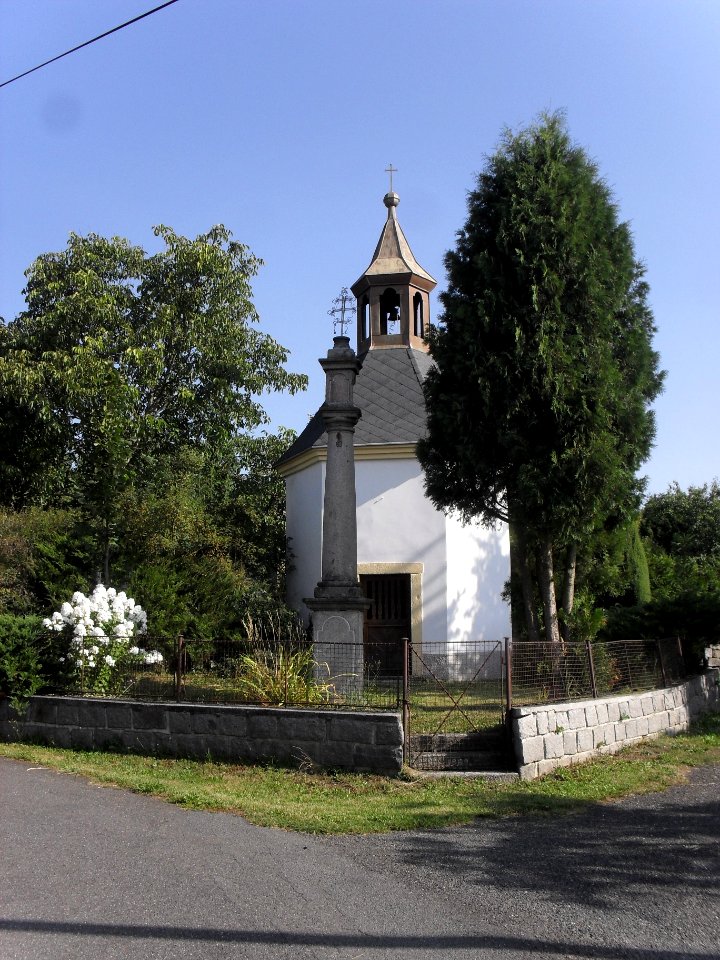 MAŇOVICE - Kaple, přibližně z roku 1713 A