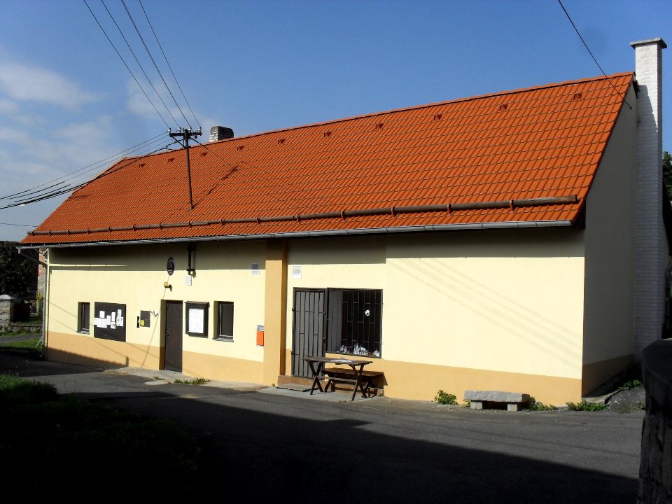 MAŇOVICE - obecní úřad