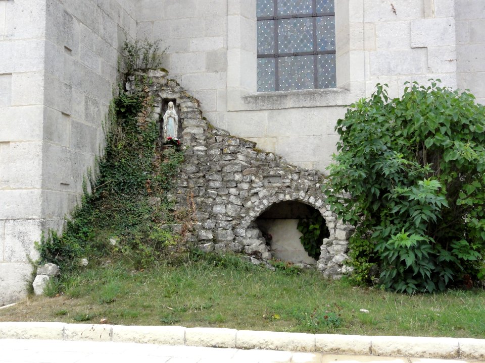 Méligny-le-Grand (Meuse) grotte de Lourdes