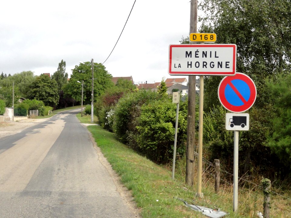 Ménil-la-Horgne (Meuse) city limit sign