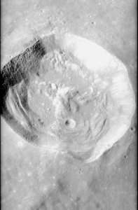 Mädler crater AS16-P-4516