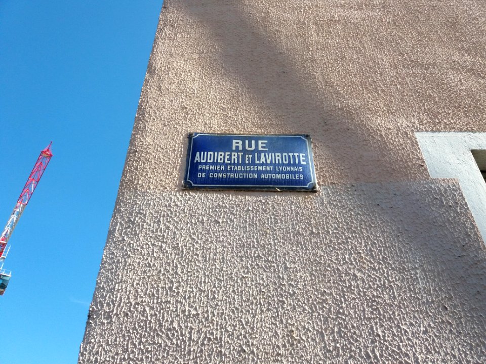 Lyon 8e - Rue Audibert et Lavirotte - Plaque