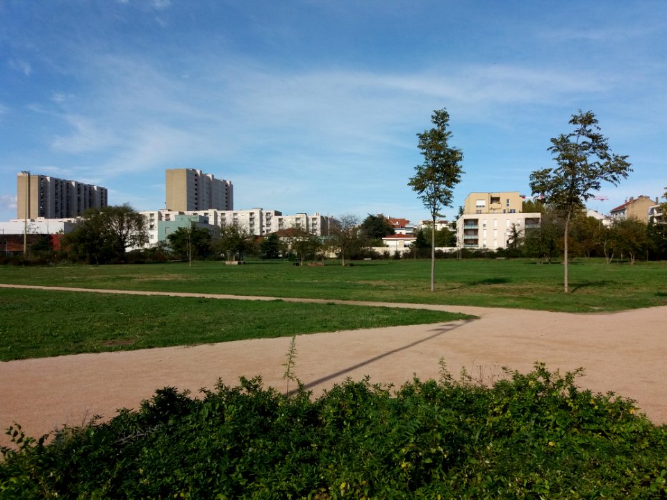 Lyon 8e - Route de Vienne - Parc du Clos Layat (1)