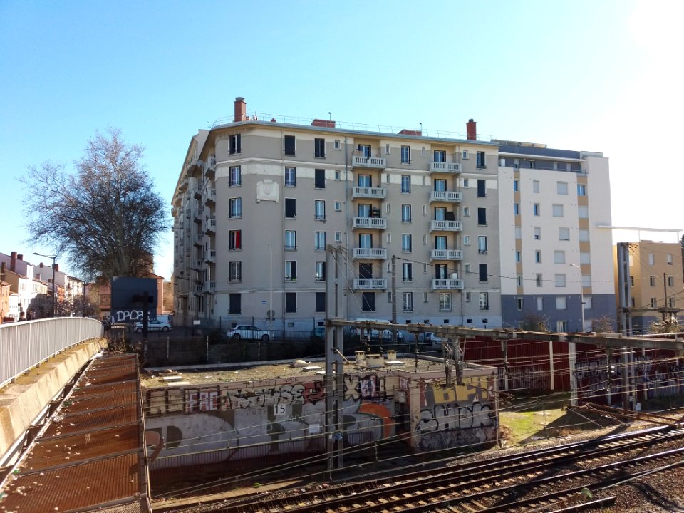 Lyon 8e - Rue Auguste Chollat, au niveau de la route de Vienne, vue depuis la rue Paul Duvivier