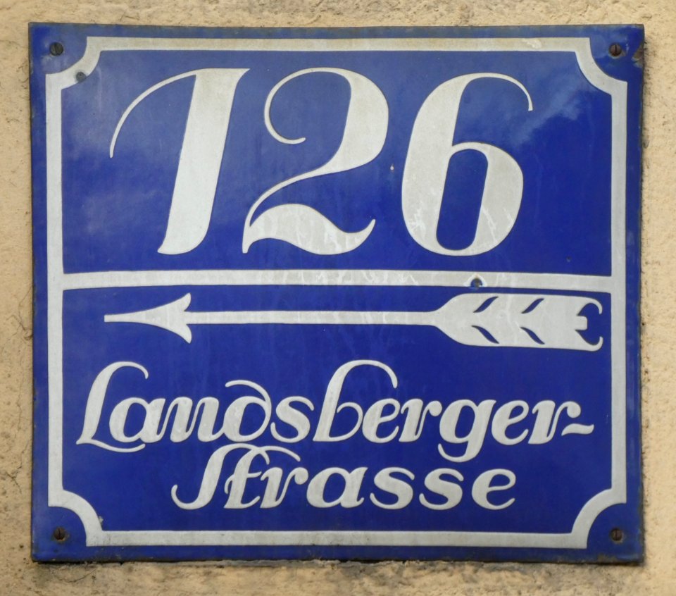 München, ehem Hauptzollamt, Hausnummer 126, 1