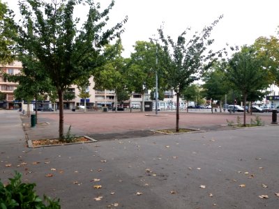 Lyon 8e - Place Général André - Vue depuis l'école