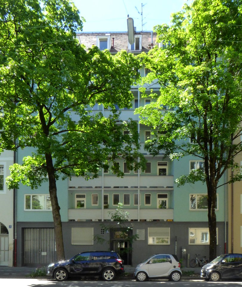 München, Franz-Joseph-Straße 13, 2
