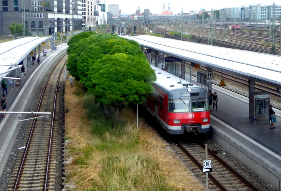 München, Bahnhof Donnersbergerbrücke, 14