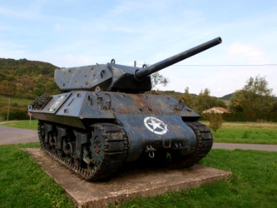 M10 Wolverine TD war memorial at Veckring, France pic3