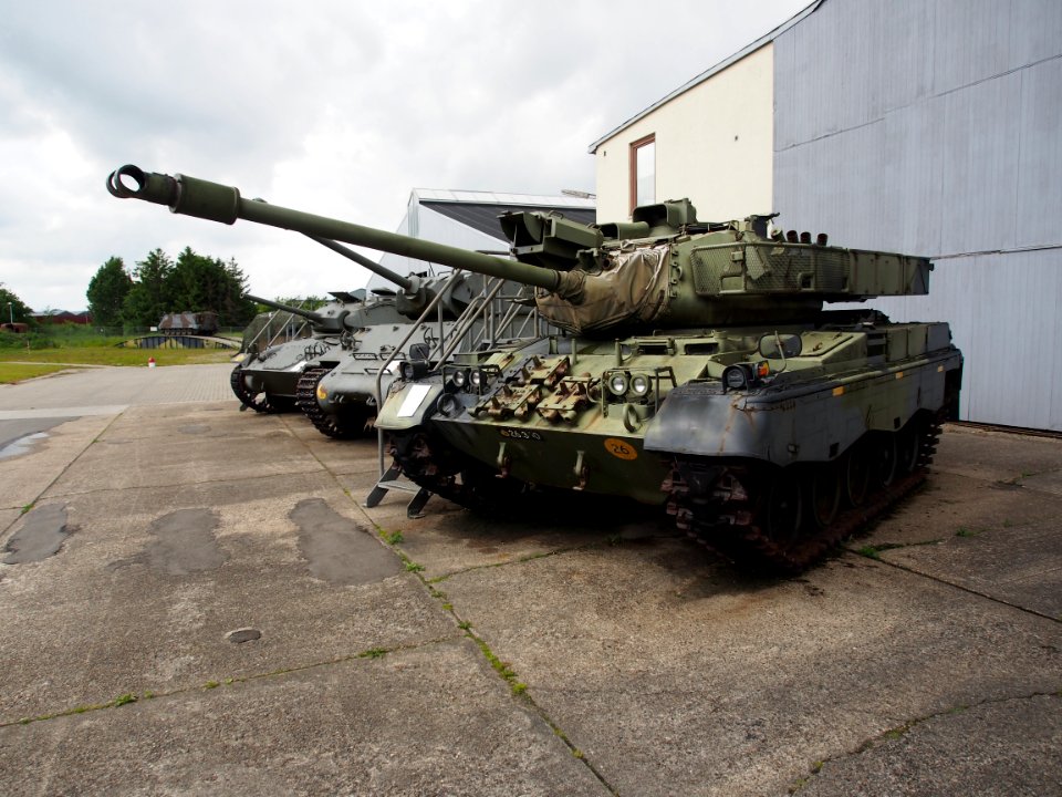M 41 DK-1 Walker Bulldog Light Tank in Aalborg Forsvars- og Garnisonsmuseum, pic4