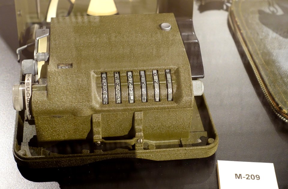 M-209 mechanical cipher machine, Smith Corona - National Electronics Museum - DSC00207