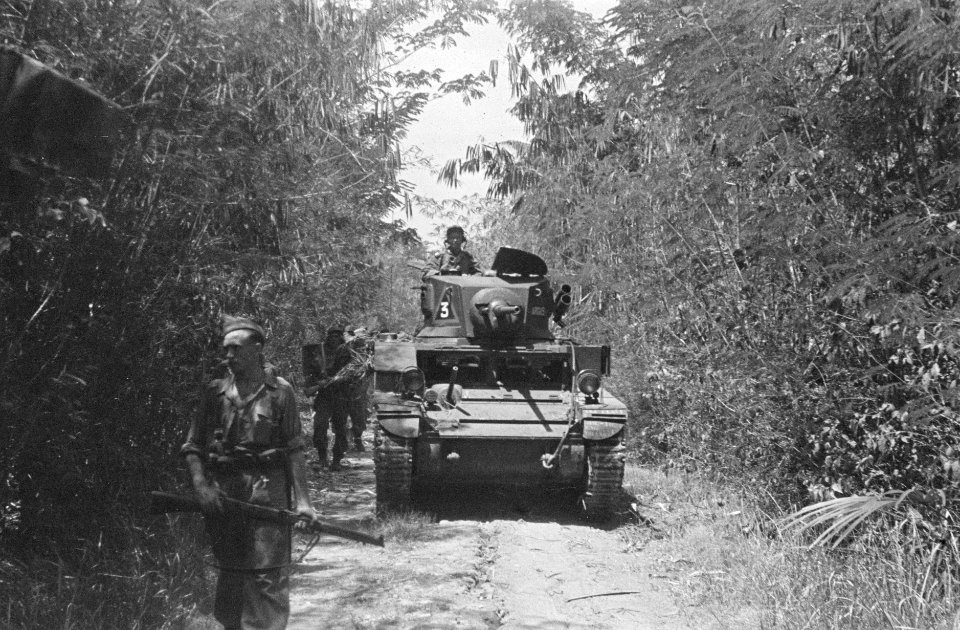 M3A1 Stuart tank Argus 3e eskadron Vechtwagens KNIL, Bestanddeelnr 46-2-3