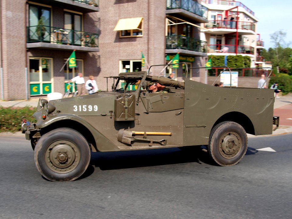 M3 Scout Car, hood no 31599, Bridgehead 2011