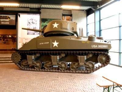 M4(75) Sherman pic1