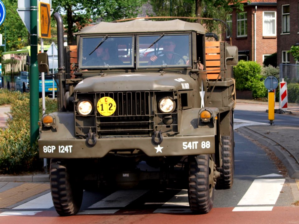 M35 2½ ton cargo truck pic3