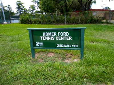 MacgregorParkHomerFordTennisCentersign0