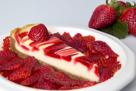 Plate strawberry fruit photo