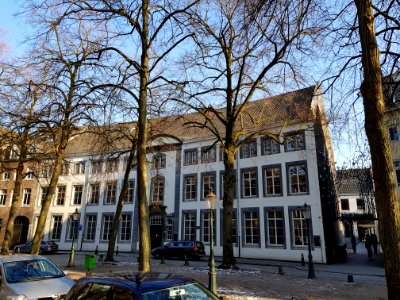 Maastricht-Universiteitsbibliotheek aan de Grote Looiersstraat (2)