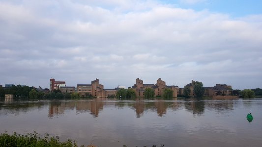 Maas-hoogwater in Maastricht (8) photo