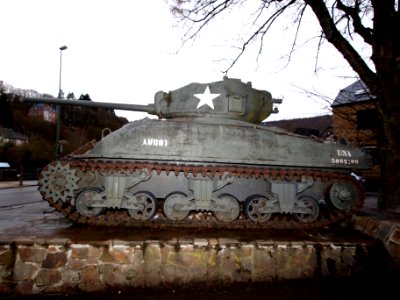 M4A1 Sherman at La Roche-en-Ardenne pic06