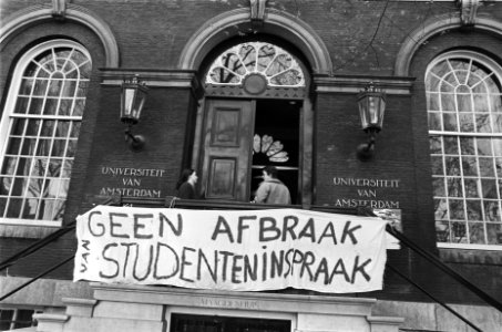 Maagdenhuis weer bezet in verband met protest tegen aantasting van de medezeggen, Bestanddeelnr 929-6867