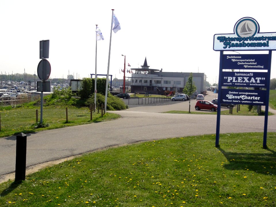 Maasbommel, watersportcentrum