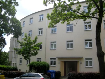 Münchner Straße 27, 29