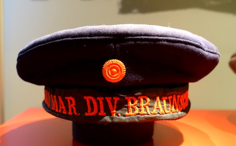 Mütze, Braunschweiger Volksmarinedivision, Braunschweig, 1918 AD - Braunschweigisches Landesmuseum - DSC04733