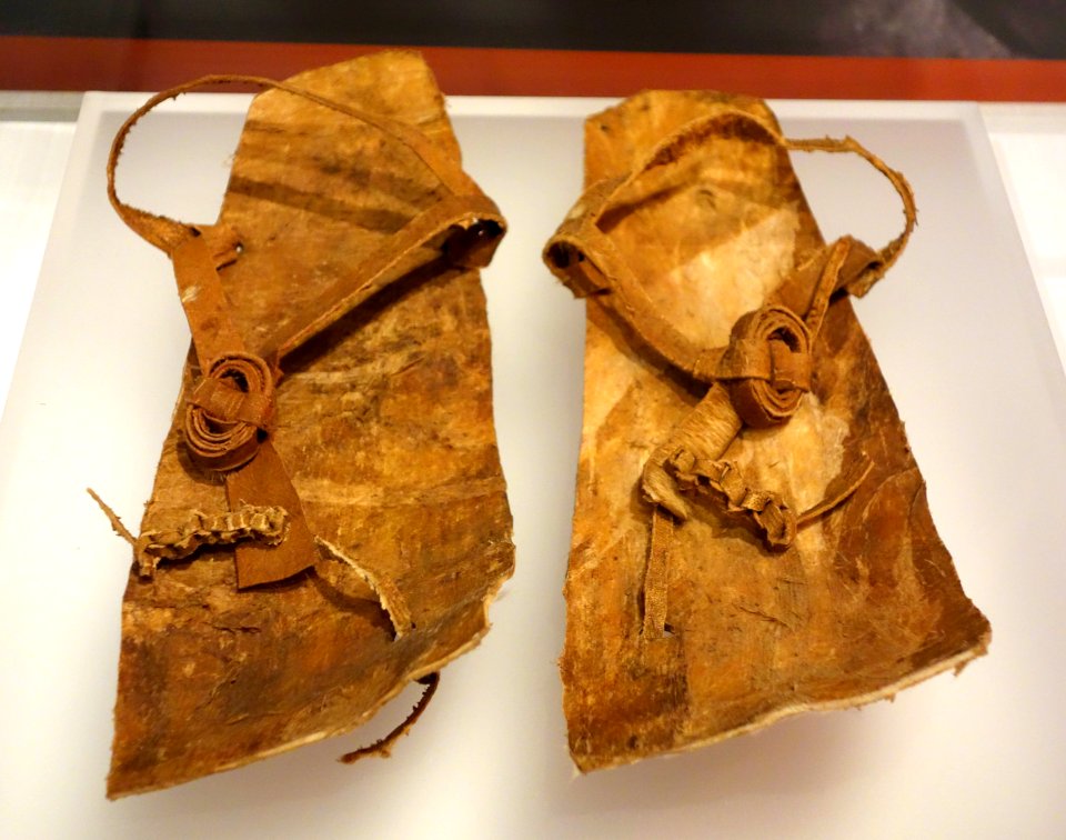 Maasai sandals, collected near the Rift Valley, Kenya, 1985, rawhide - Bata Shoe Museum - DSC00373