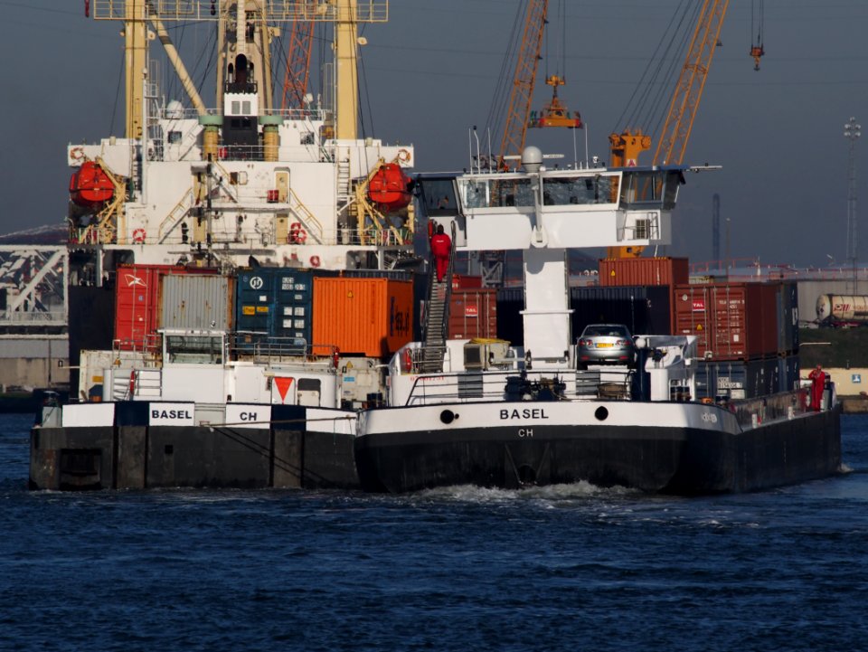 Mürren ENI 07001811 & Grindelwald ENI 07001731, Port of Antwerp