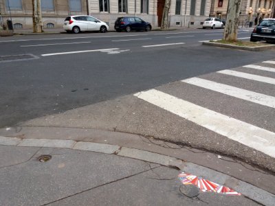 Lyon 6e - Avenue Maréchal Foch au niveau de la place Puvis de Chavannes