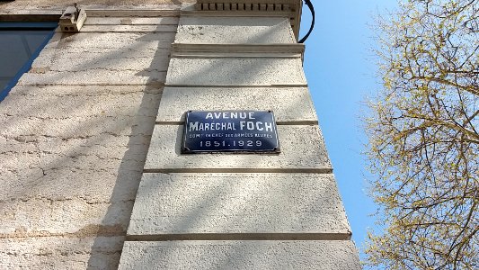 Lyon 6e - Avenue Maréchal Foch, plaque ancien modèle