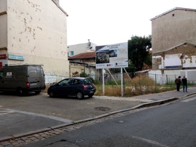 Lyon 5e - Rue de la Favorite, terrain vague à l'angle de la place de Trion (2)