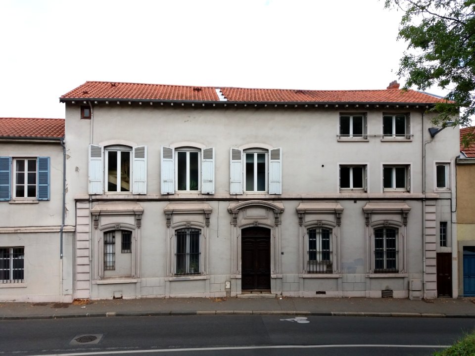 Lyon 5e - Rue Commandant Charcot, bâtiment au numéro 10
