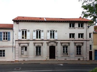 Lyon 5e - Rue Commandant Charcot, bâtiment au numéro 10