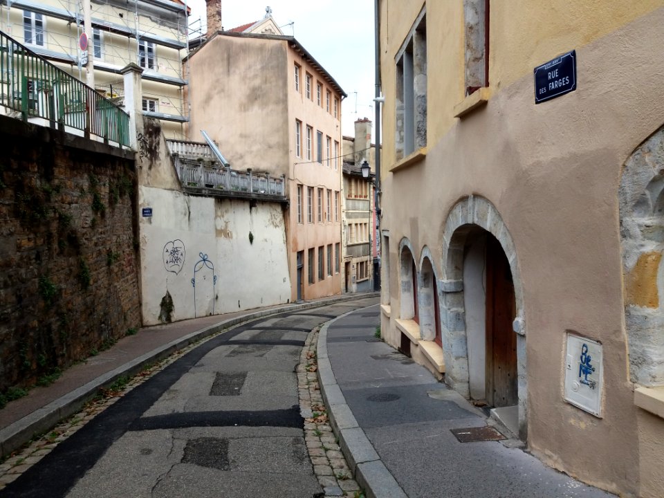 Lyon 5e - Rue des Farges, début, fin de la montée du Gourguillon