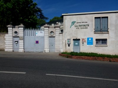Lyon 5e - Rue de la Favorite - Centre scolaire La Favorite - Entrée