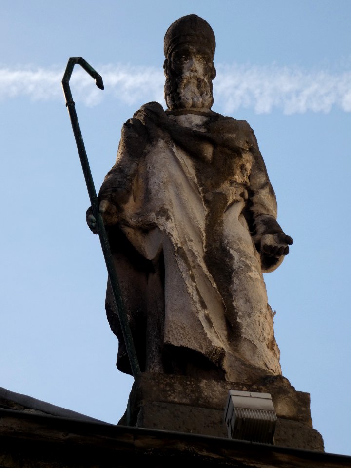 Lyon 5e - Rue des Farges - Église Saint Just - Façade - Statue de saint Irénée
