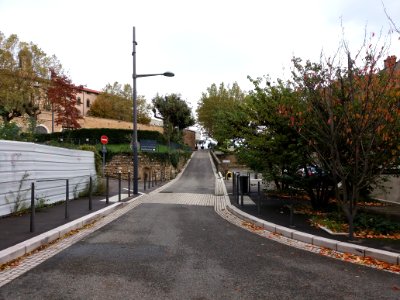 Lyon 5e - Rue Professeur Pierre Marion, vers le nord-est, depuis le jardin André Malraux