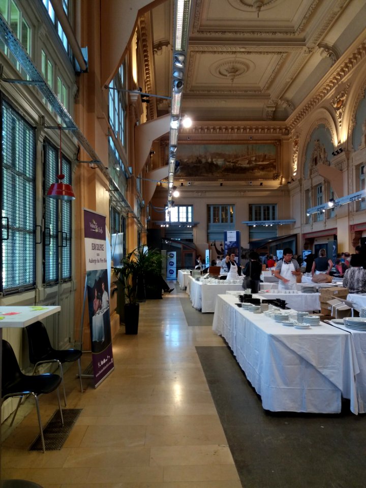 Lyon 6e - Gare de Lyon-Brotteaux, salle des pas perdus, La Vaisselle des Chefs