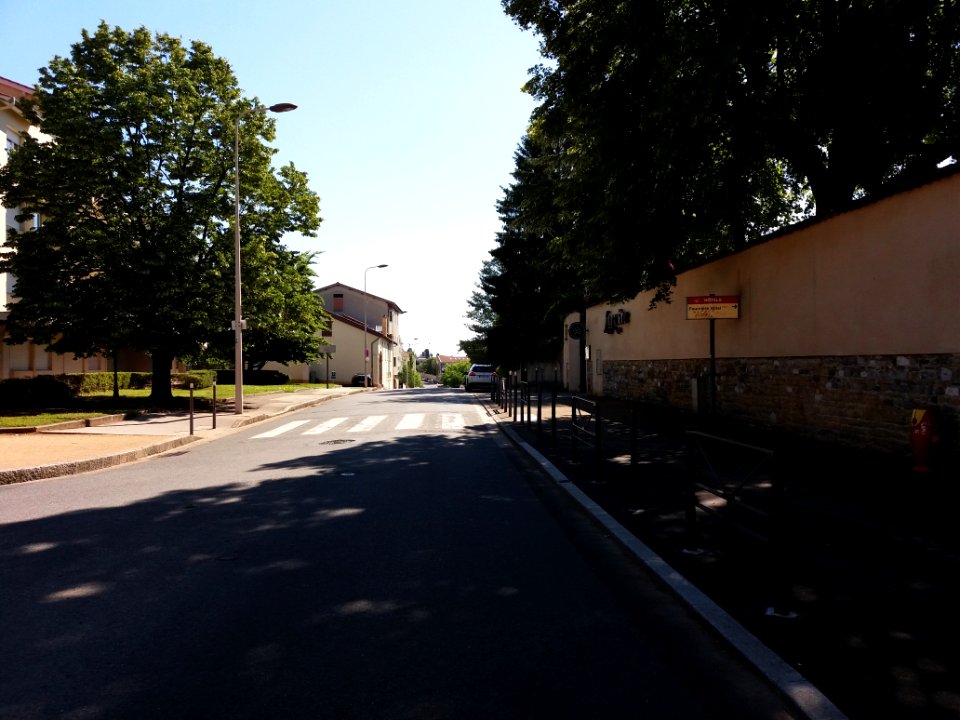 Lyon 5e - Rue Roger Radisson, vers l'est, depuis la rue Pauline Marie Jaricot