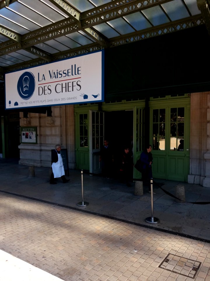Lyon 6e - Gare de Lyon-Brotteaux, La Vaisselle des Chefs, affiche