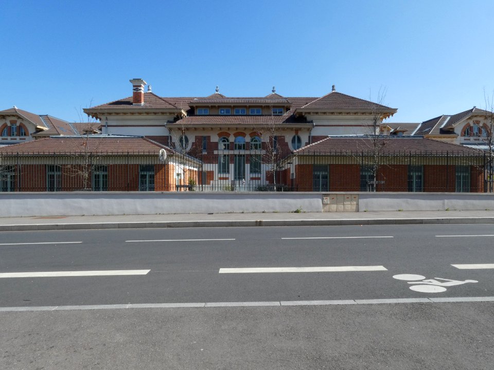 Lyon 5e - Rue Sœur Bouvier - Ancien hôpital Debrousse 01
