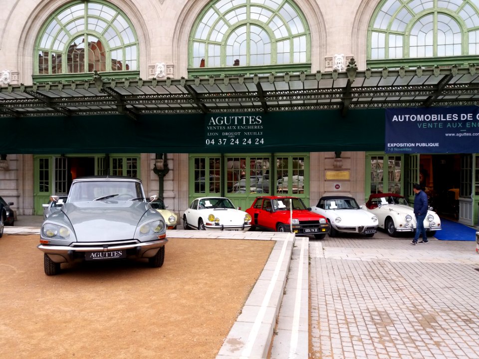 Lyon 6e - Gare de Lyon-Brotteaux - Automobiles de collection, enchères de novembre 2019 (6)