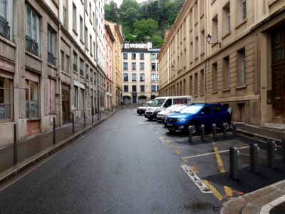 Lyon 5e - Rue Jean Carriès, depuis la place Édouard Commette