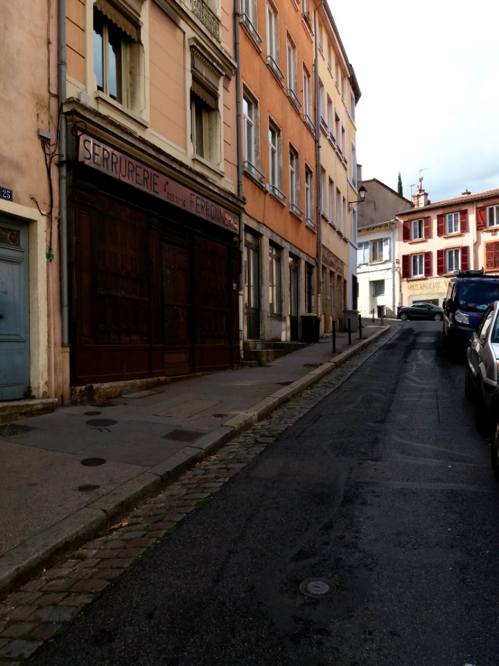 Lyon 5e - Rue des Macchabées, vers l'ouest, depuis la montée de Choulans