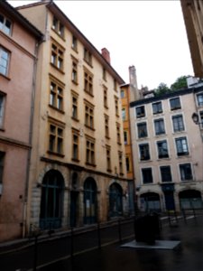 Lyon 5e - Rue Jean Carriès, immeuble à l'angle de la rue Tramassac